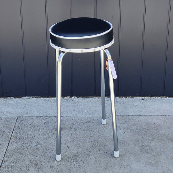 Hot Off The Press – Stool