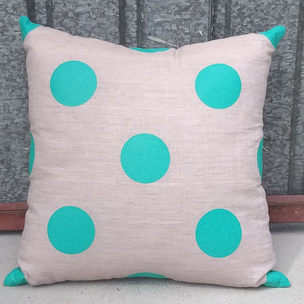 Spots in Mint – Cushion Cover – 45cm x 45cm