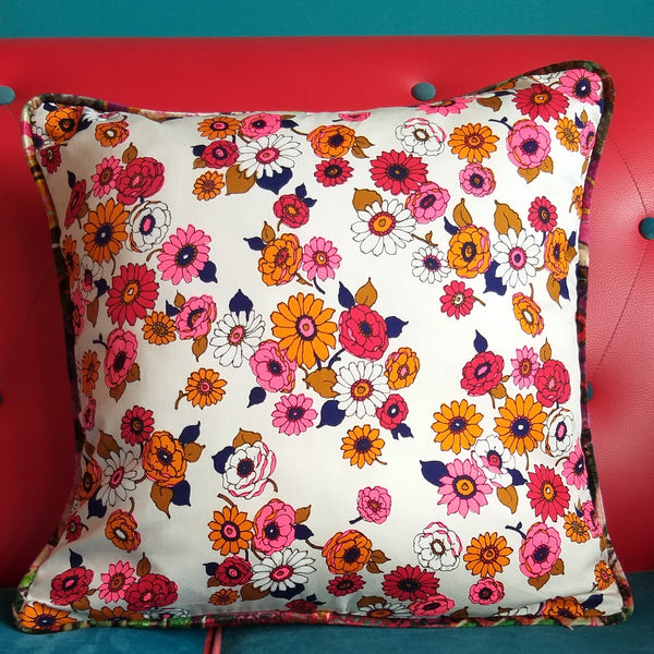 Flower Garden piped in Velvet – Cushion Cover – 45cm x 45cm